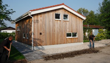 Stap 1: Graaf de plant geul